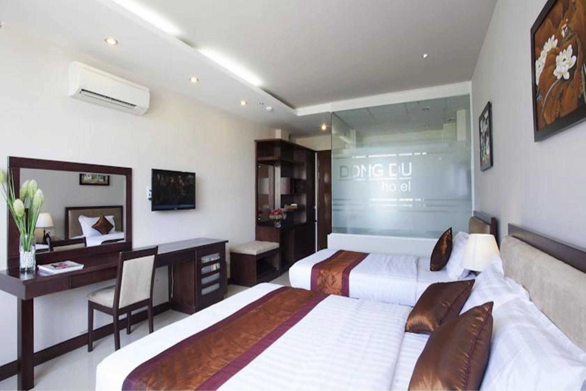 Reddoorz Dong Du Hotel